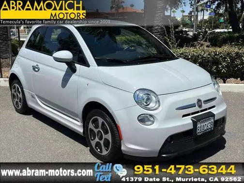 2017 FIAT 500e  FWD photo