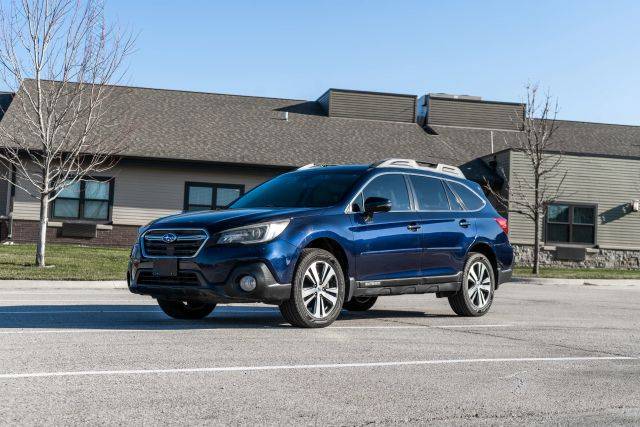 2018 Subaru Outback Limited AWD photo