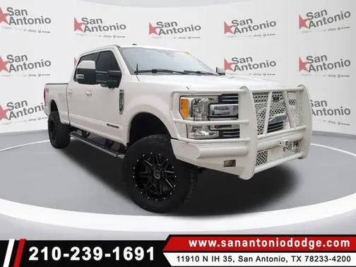 2017 Ford F-350 Super Duty Lariat 4WD photo