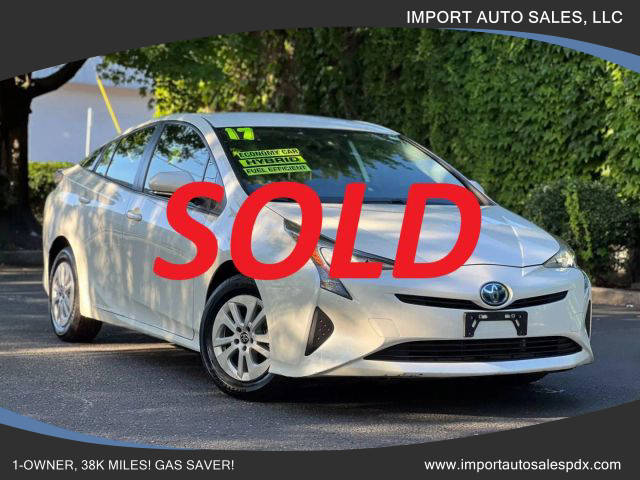 2017 Toyota Prius One FWD photo