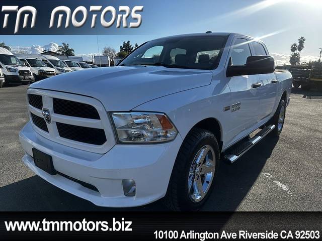 2017 Ram 1500 Express 4WD photo