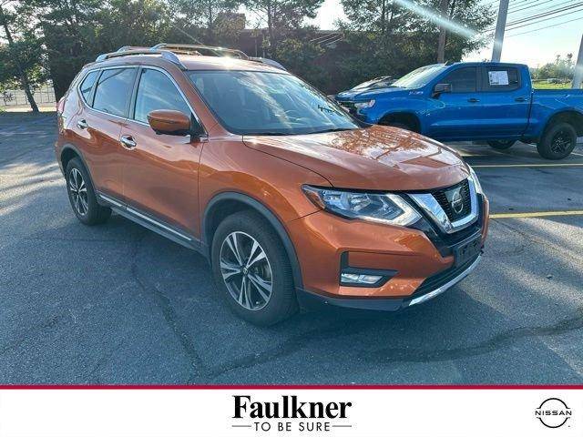 2017 Nissan Rogue SL AWD photo