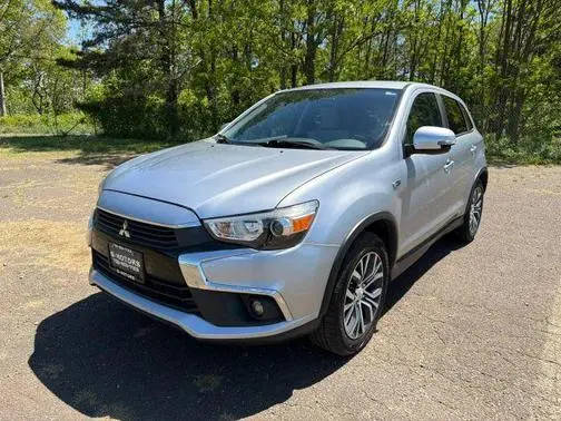 2017 Mitsubishi Outlander Sport ES 2.0 FWD photo