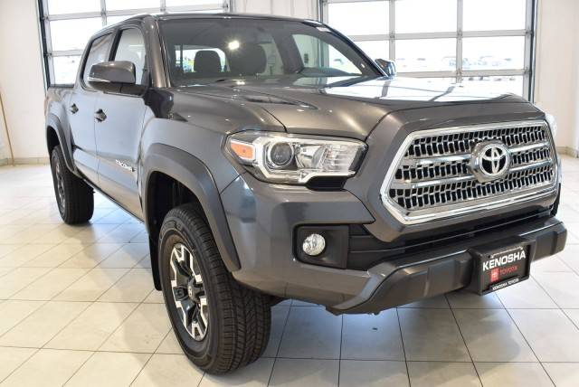 2017 Toyota Tacoma TRD Off Road 4WD photo