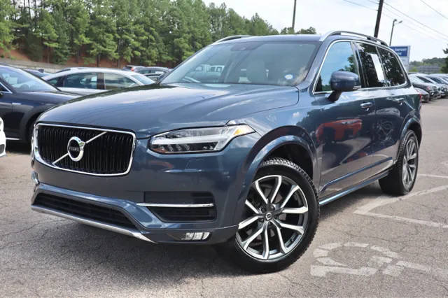 2018 Volvo XC90 Momentum AWD photo
