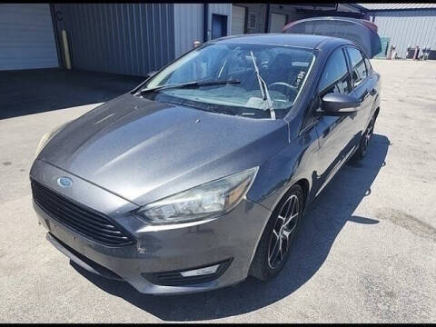 2017 Ford Focus SE FWD photo