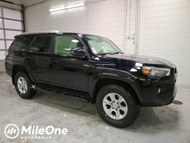 2017 Toyota 4Runner SR5 4WD photo