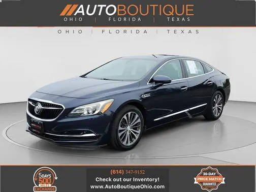 2017 Buick LaCrosse Essence FWD photo