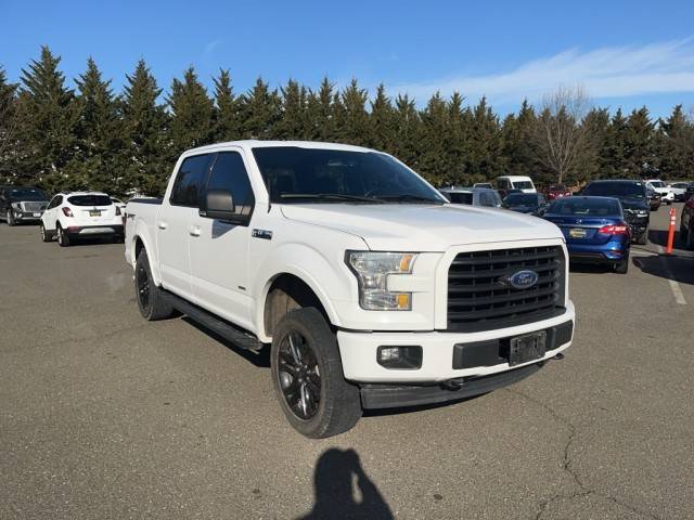 2017 Ford F-150 XLT 4WD photo