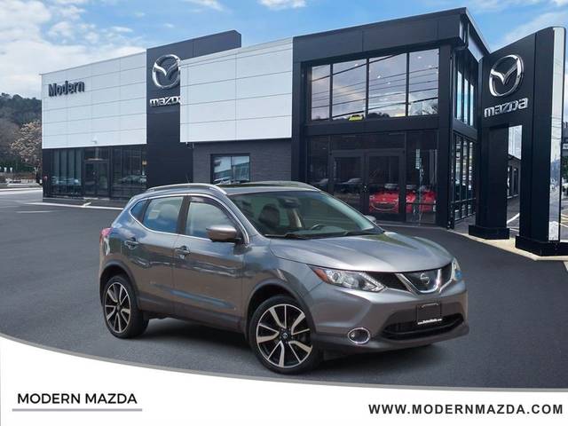 2017 Nissan Rogue Sport SL AWD photo