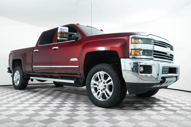 2017 Chevrolet Silverado 2500HD High Country 4WD photo