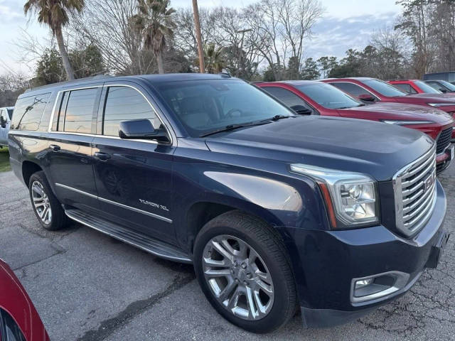 2017 GMC Yukon XL SLT RWD photo