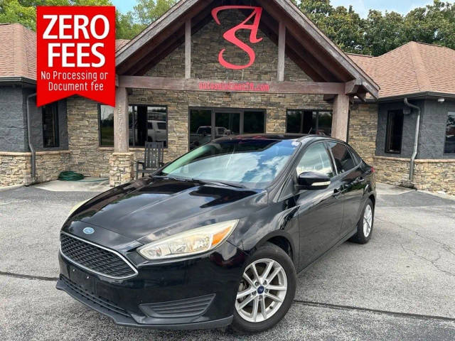 2017 Ford Focus SE FWD photo