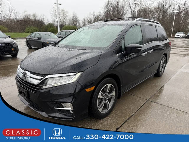 2018 Honda Odyssey Touring FWD photo