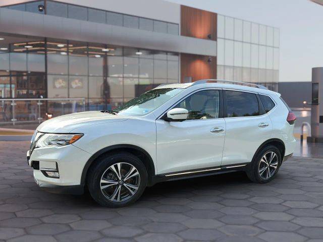 2017 Nissan Rogue SL FWD photo