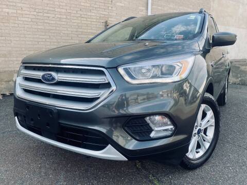 2018 Ford Escape SEL 4WD photo