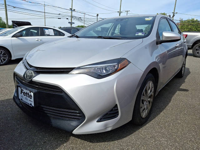 2017 Toyota Corolla LE FWD photo