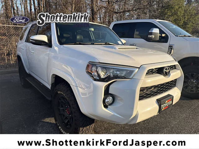 2017 Toyota 4Runner SR5 Premium 4WD photo