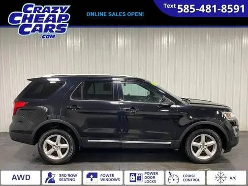 2017 Ford Explorer XLT 4WD photo