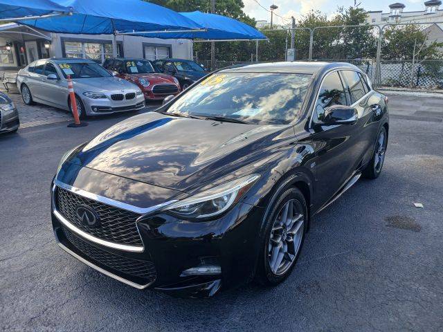 2018 Infiniti QX30 Sport FWD photo