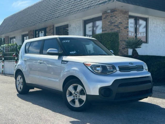 2017 Kia Soul Base FWD photo