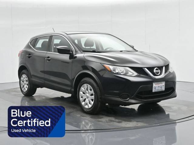 2017 Nissan Rogue Sport S FWD photo