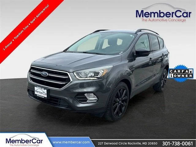2017 Ford Escape Titanium 4WD photo