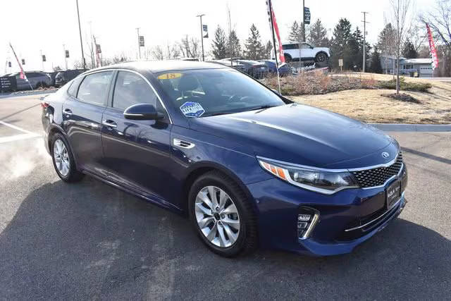 2018 Kia Optima S FWD photo