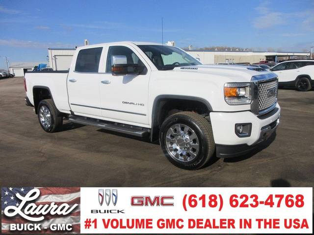 2017 GMC Sierra 2500HD Denali 4WD photo