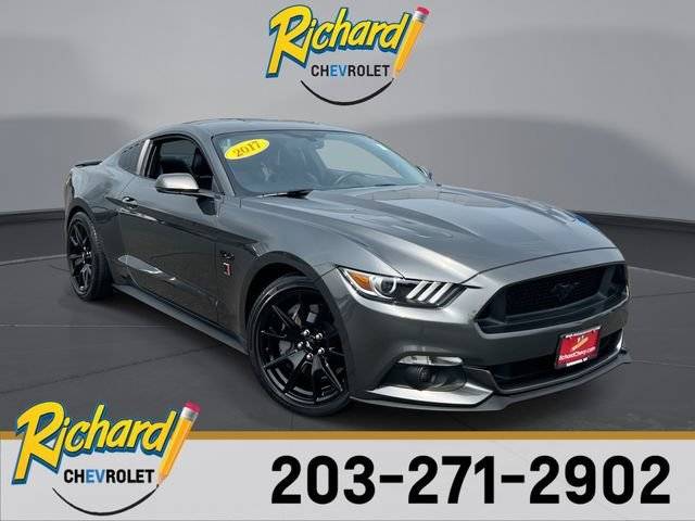 2017 Ford Mustang GT Premium RWD photo