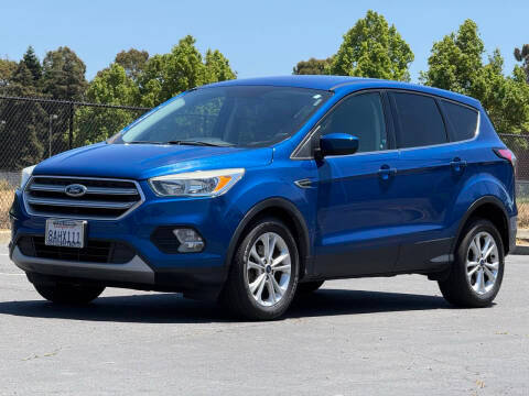 2017 Ford Escape SE FWD photo