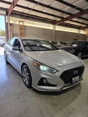 2018 Hyundai Sonata SE FWD photo