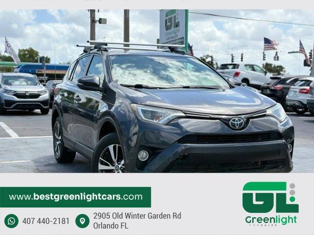 2017 Toyota RAV4 XLE FWD photo