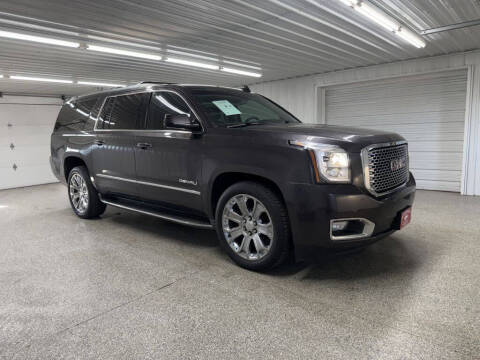 2017 GMC Yukon XL Denali 4WD photo