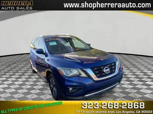 2017 Nissan Pathfinder SV FWD photo