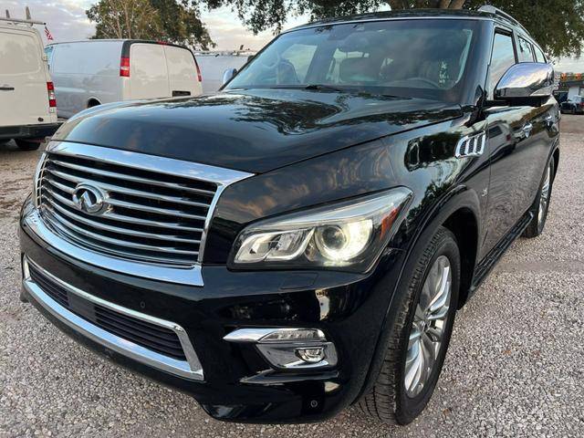 2017 Infiniti QX80  4WD photo