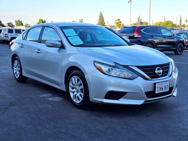2016 Nissan Altima 2.5 S FWD photo