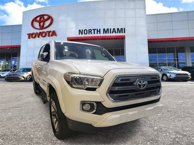 2017 Toyota Tacoma Limited 4WD photo