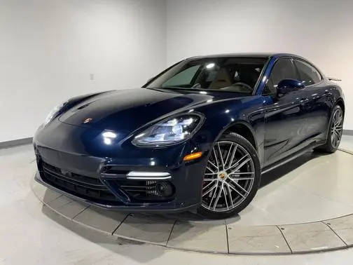 2018 Porsche Panamera Turbo AWD photo