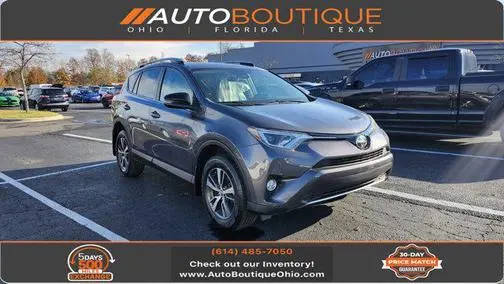 2017 Toyota RAV4 XLE AWD photo