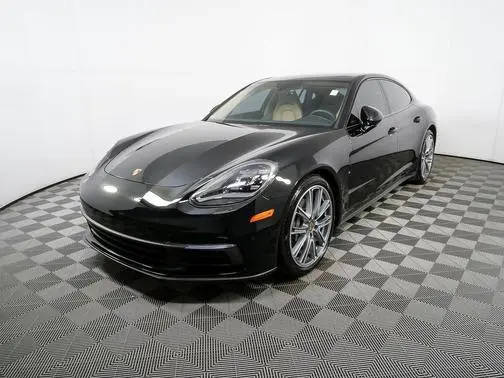 2018 Porsche Panamera 4S AWD photo