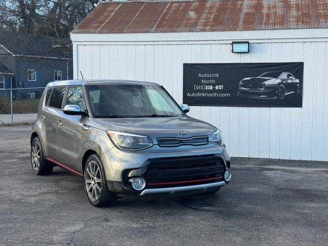 2017 Kia Soul ! FWD photo