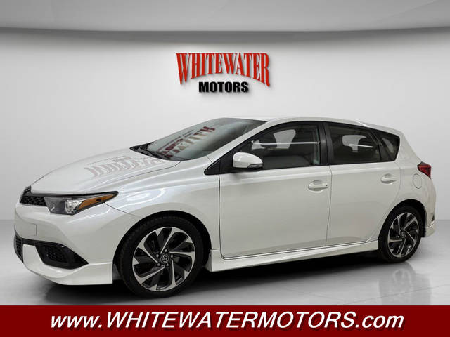 2017 Toyota Corolla iM  FWD photo