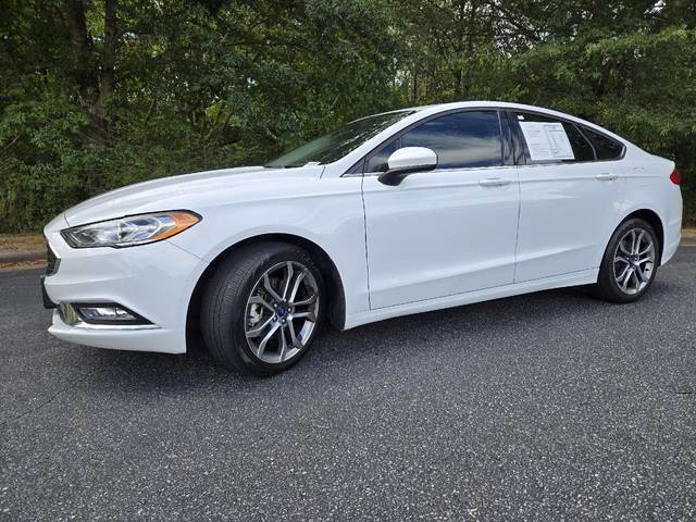 2017 Ford Fusion SE FWD photo