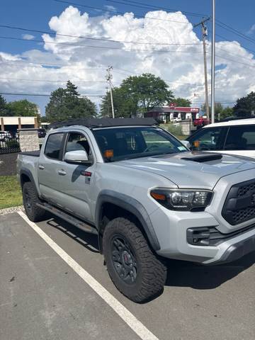 2017 Toyota Tacoma TRD Pro 4WD photo