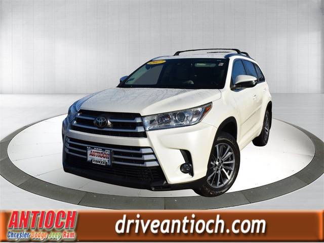 2017 Toyota Highlander XLE AWD photo