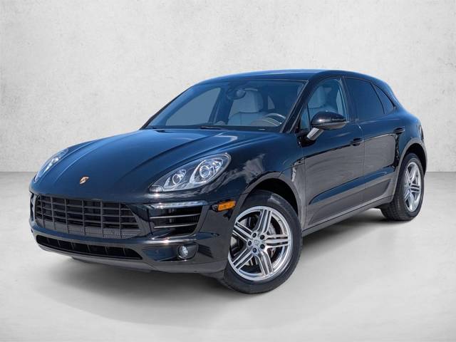 2015 Porsche Macan S AWD photo