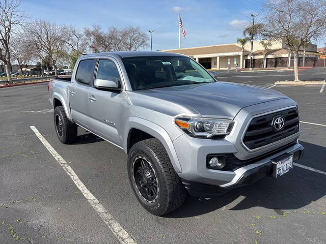 2017 Toyota Tacoma SR5 RWD photo