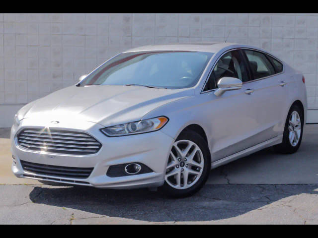 2016 Ford Fusion SE FWD photo