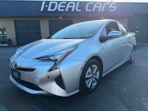 2016 Toyota Prius Four FWD photo